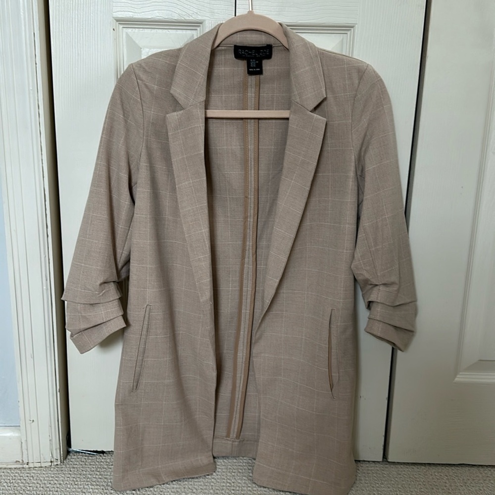 Women’s Blazer- oatmeal color- size XS- pockets - never worn